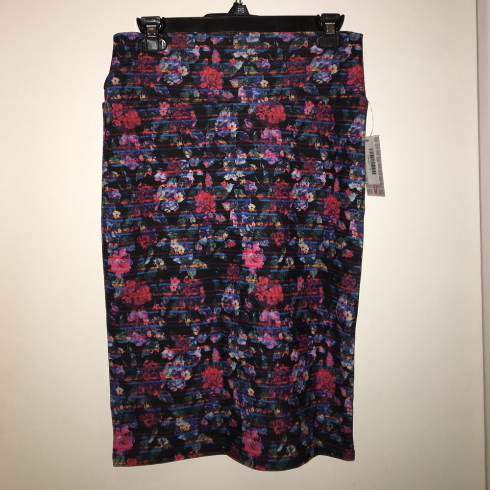 NWT Floral Midi Skirt - Cassie Small